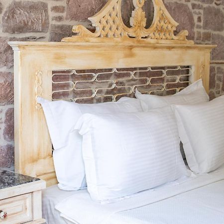 Cunda Mor Limon Otel Ayvalı 외부 사진