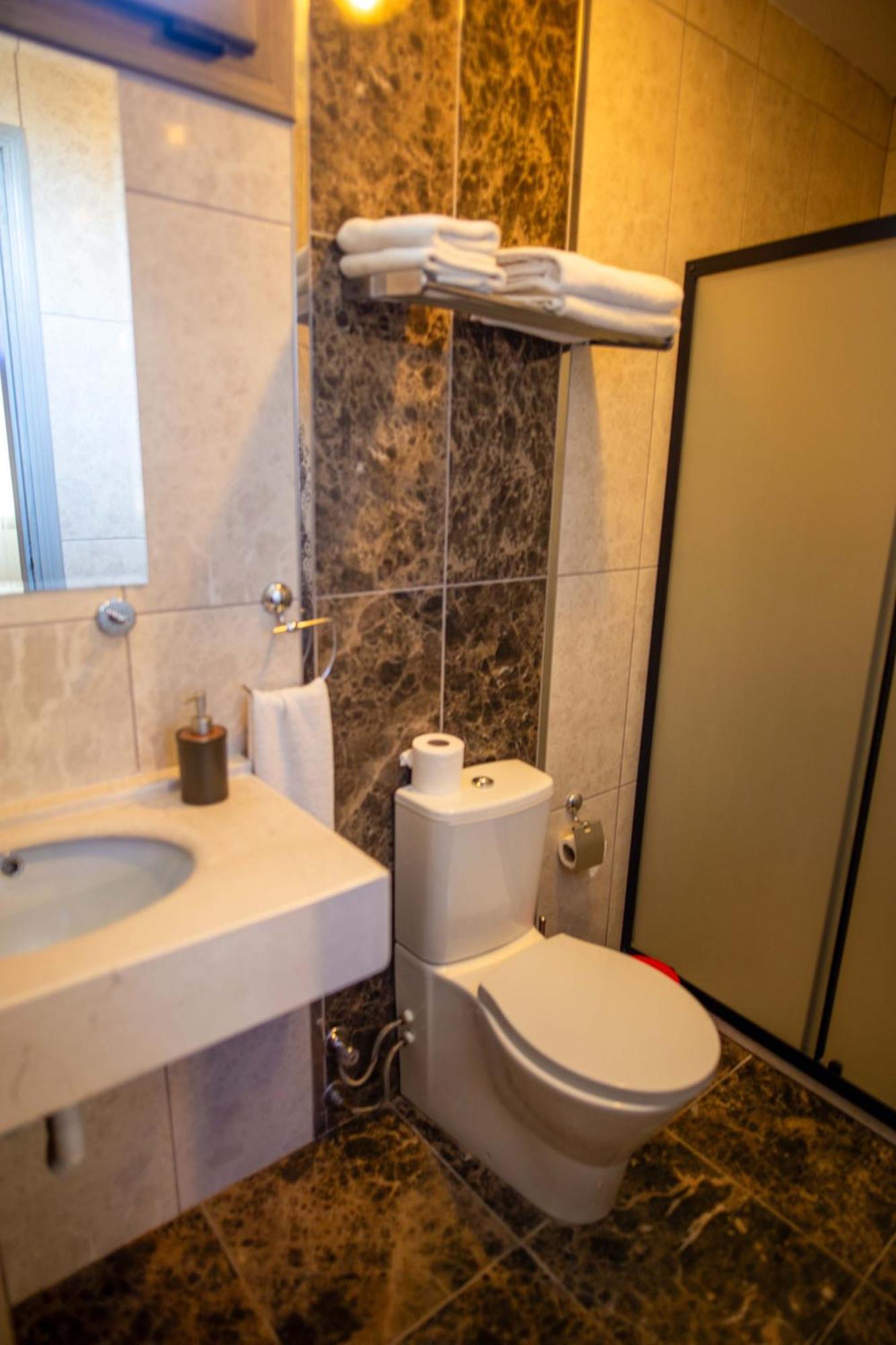 Cunda Mor Limon Otel Ayvalı 외부 사진