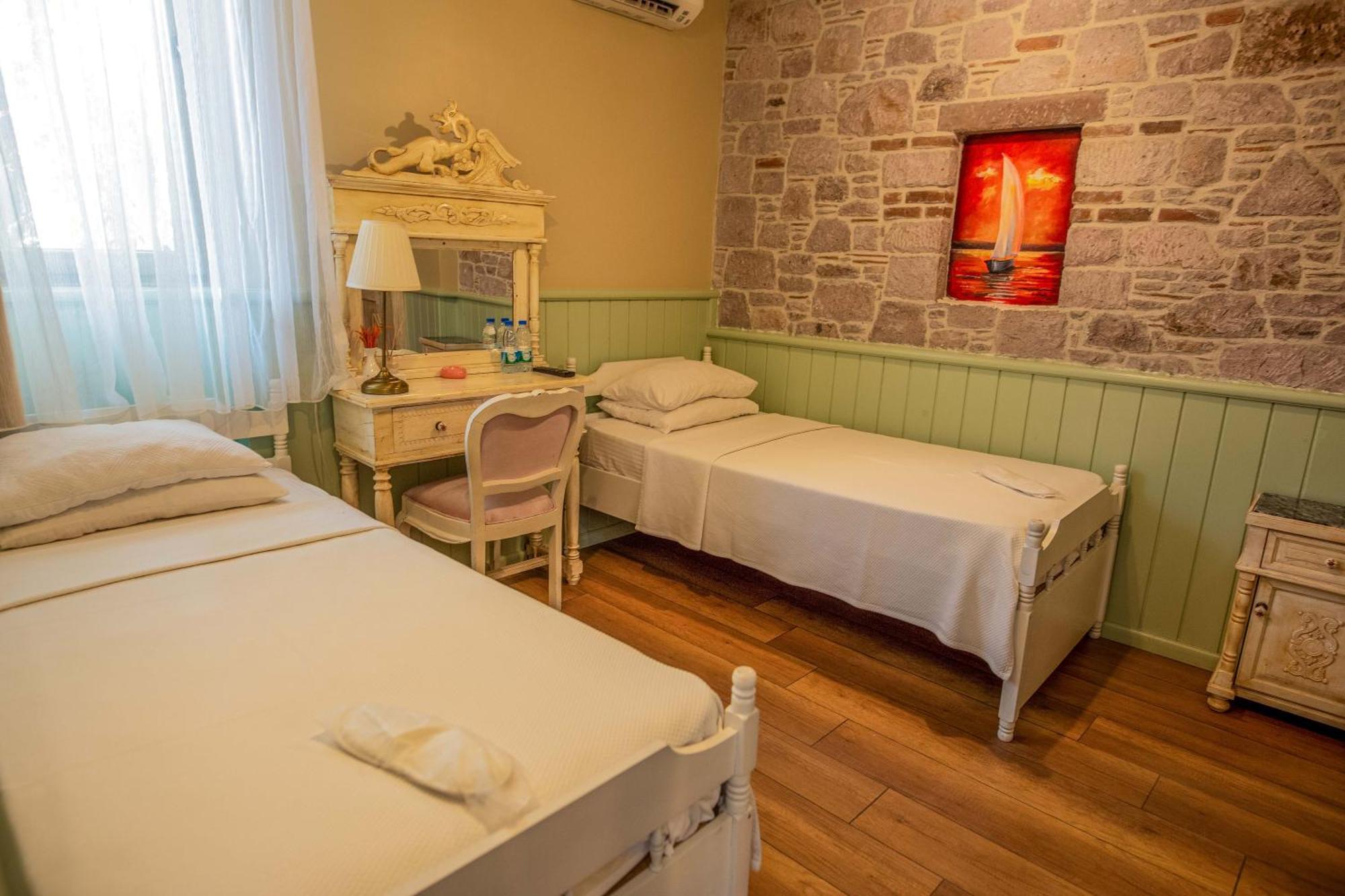 Cunda Mor Limon Otel Ayvalı 외부 사진