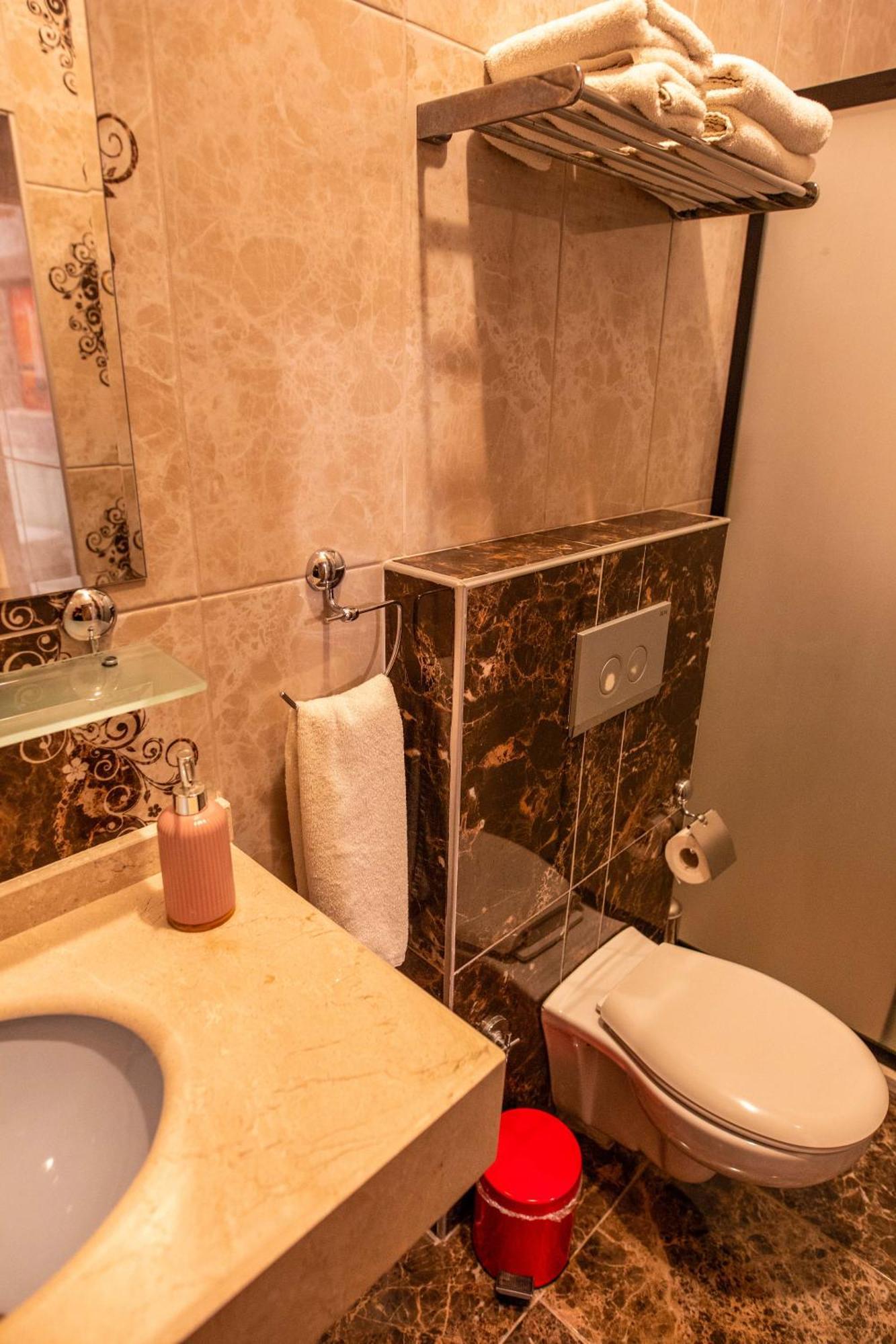 Cunda Mor Limon Otel Ayvalı 외부 사진